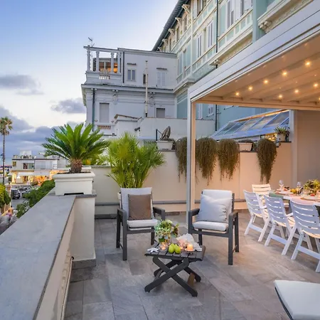 Apartment In Viareggio With Seaviews