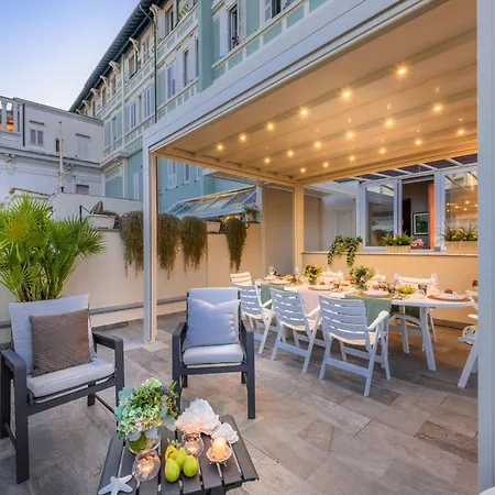 Apartment In Italy With Grand Seaview Terrace *