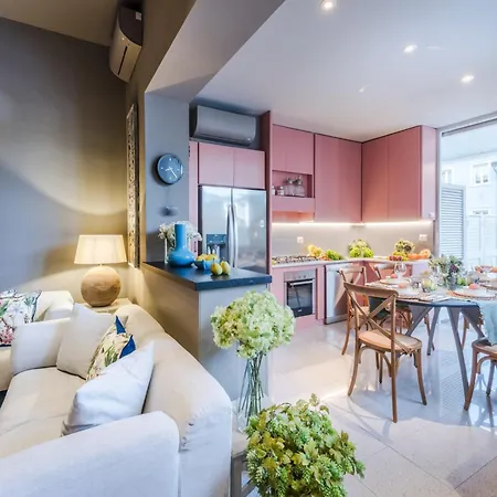 Apartment In Viareggio With Seaviews