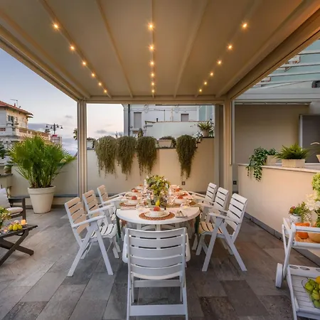 Apartment Apartment In Viareggio With Seaviews Viareggio