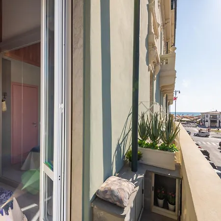 In Italy With Grand Seaview Terrace Apartment